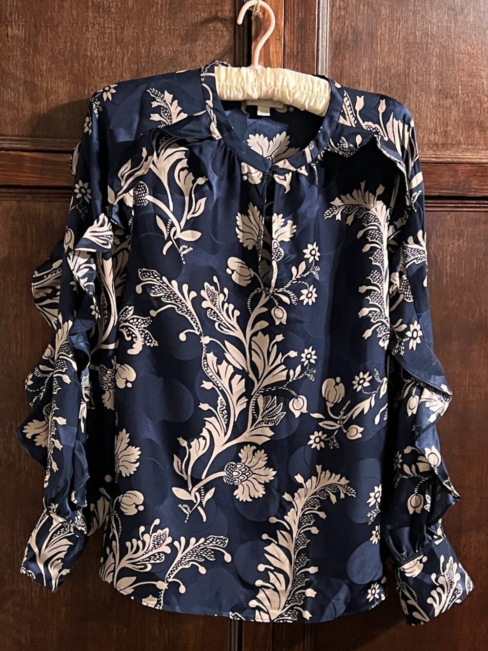 J CREW COLLECTION 100% SILK BLOUSE NAVY WITH BLUSH FLORAL DESIGN